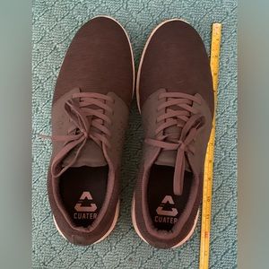 Used Cuater men’s golf shoes charcoal needs wiping & brushing. US shoe size 11.